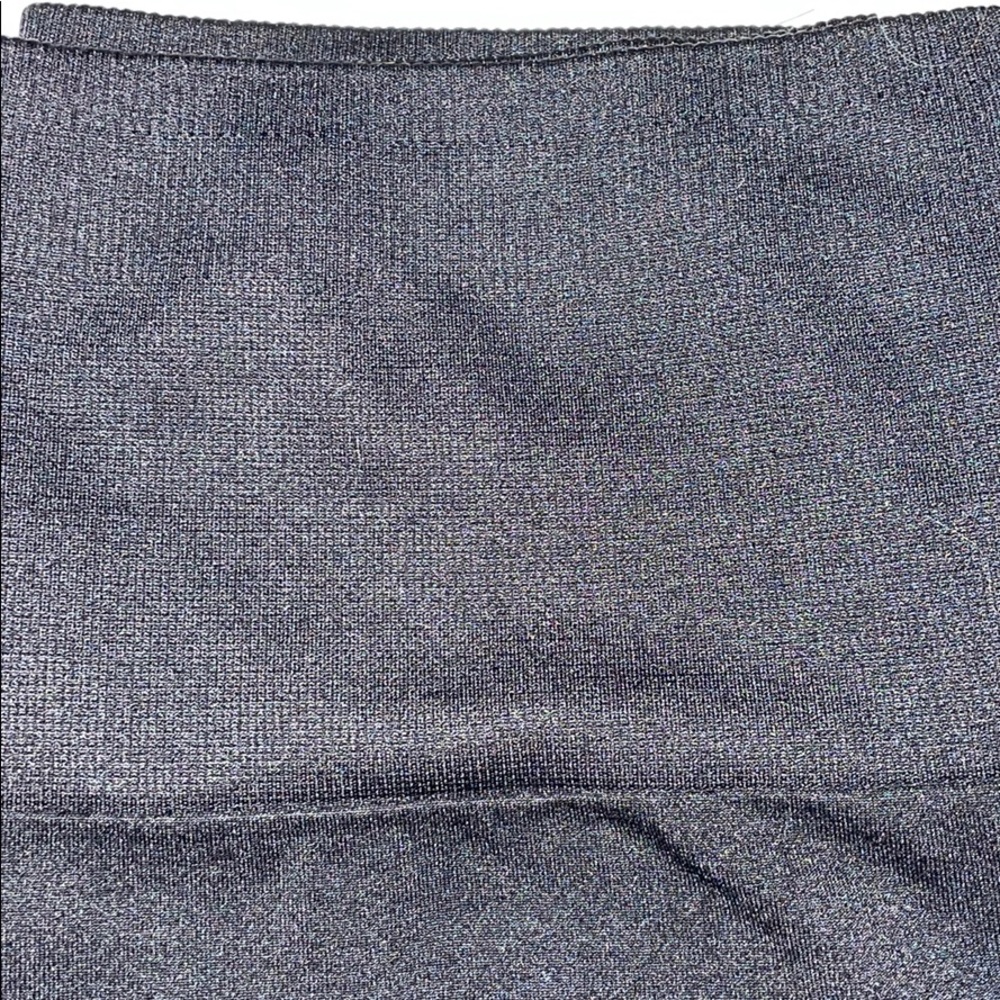 High Waisted Seamless Classic 7/8 - Picture 2 of 3